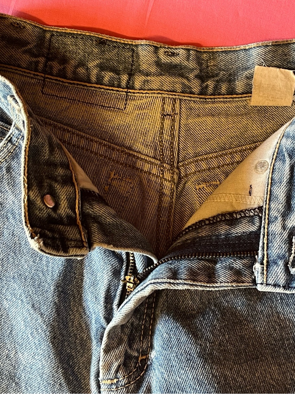 True Vintage Levi’s Brown Tab Acid Wash High Rise Mom Jeans USA 24x29 - Picture 10 of 13